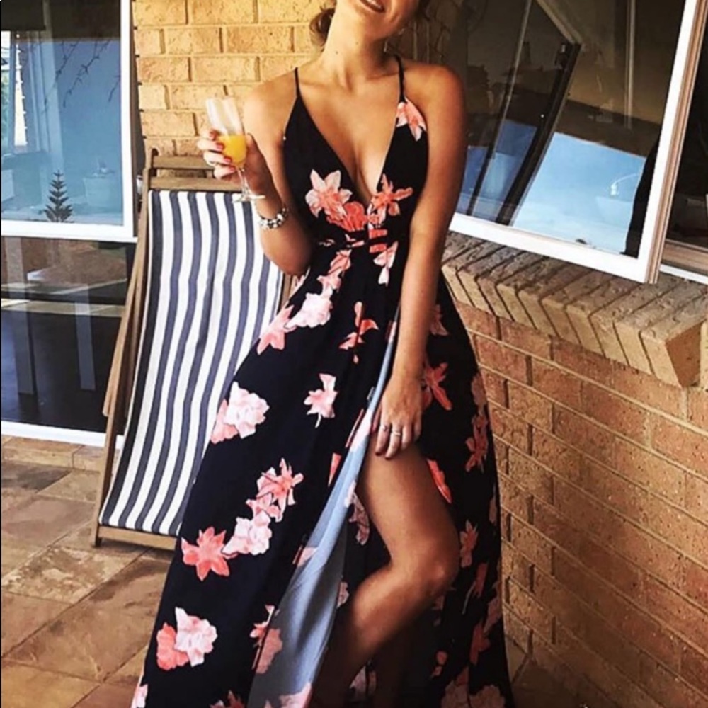 Simplee Women's Deep V Neck Backless Spaghetti Strap Floral Casual Maxi Dress